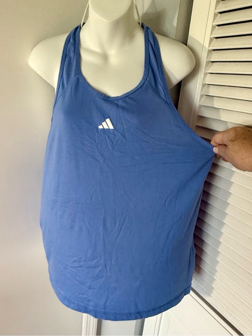 Adidas - 3 Scoop Neck Athletic Tank Tops - Picture 4 of 9